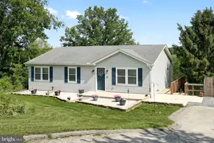 6124 Gardner Rd, Spring Grove, PA 17362 - Photo 4
