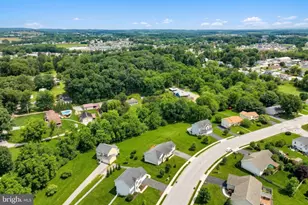 920 Friar Run, Hanover, PA 17331 - Photo 8