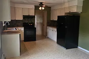 1607 Art Dr, Hanover, PA 17331 - Photo 10