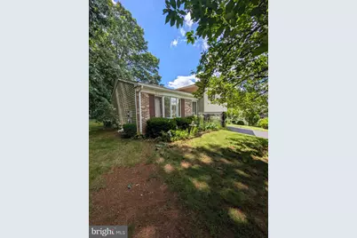389 Oakwood Drive, Seven Valleys, PA 17360 - Photo 1
