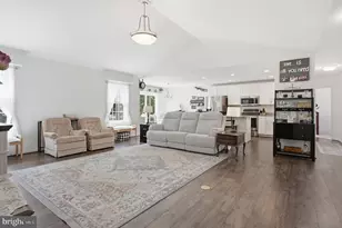 43 Huntmaster Dr, Hanover, PA 17331 - Photo 8