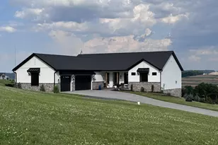 7513 W Rd, York, PA 17403 - Photo 2