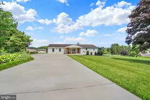 13174 Mont Rd, Felton, PA 17322 - Photo 2