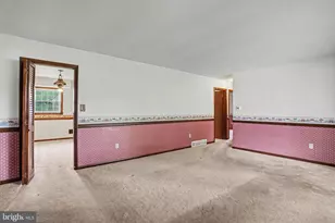 113 Grant Dr, Hanover, PA 17331 - Photo 8