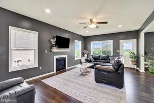 13 Bentley Ct, York Haven, PA 17370 - Photo 4