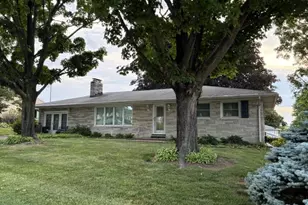 264 S 6th St, Mount Wolf, PA 17347 - Photo 1
