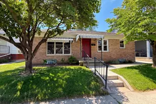 106 Allegheny Ave, Hanover, PA 17331 - Photo 2