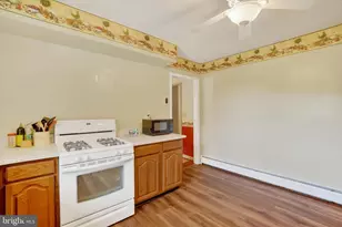 1708 Manor Rd, Windsor, PA 17366 - Photo 8