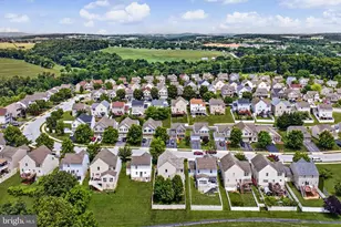 325 Thomas Armor Dr, Windsor, PA 17366 - Photo 4