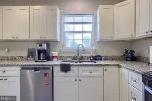 2455 Brandywine Ln, York, PA 17404 - Photo 16