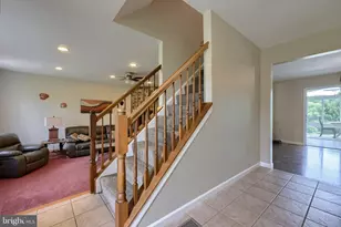 2455 Brandywine Ln, York, PA 17404 - Photo 6