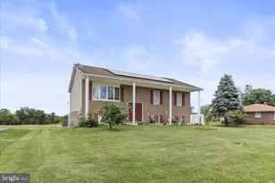 2440 Belair Dr, Dover, PA 17315 - Photo 2