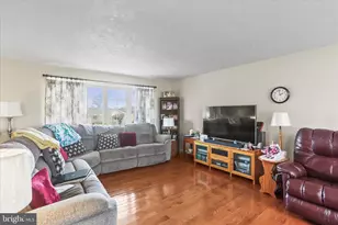 2440 Belair Dr, Dover, PA 17315 - Photo 8