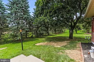 2168 Brandywine Ln, York, PA 17404 - Photo 6