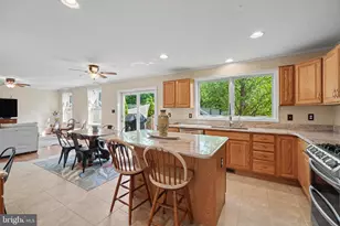 31 N Alpine Dr, York, PA 17408 - Photo 6