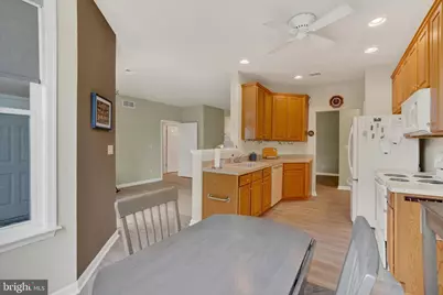 1010 Crest Way #304, York, PA 17403 - Photo 8