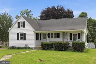 890 Melrose Ln, York, PA 17402 - Photo 4