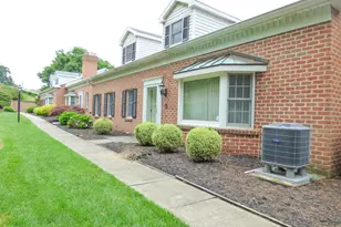 2006 Wyntre Brooke Dr SW, York, PA 17403 - Photo 2