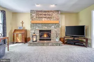 2540 Eldorado Dr, York, PA 17402 - Photo 22