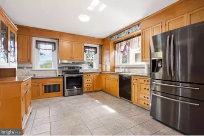 310 Baer Avenue, Hanover, PA 17331 - Photo 12
