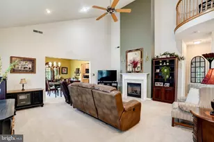27 S Alpine Dr, York, PA 17408 - Photo 6
