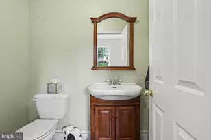 37 High St, Stewartstown, PA 17363 - Photo 12