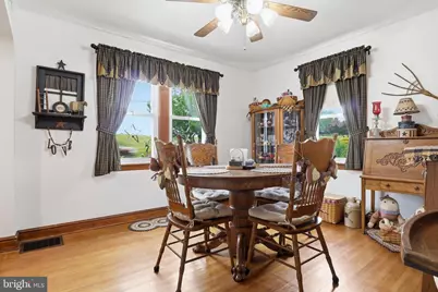 418 E Broadway, Red Lion, PA 17356 - Photo 10