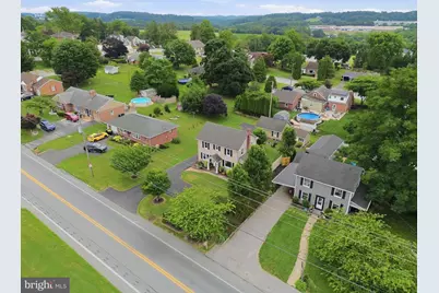 418 E Broadway, Red Lion, PA 17356 - Photo 40