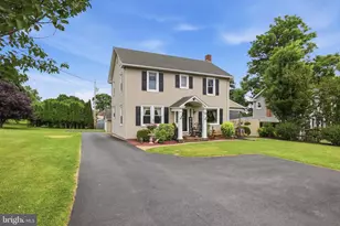418 E Broadway, Red Lion, PA 17356 - Photo 2