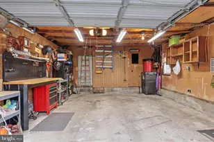 418 E Broadway, Red Lion, PA 17356 - Photo 30