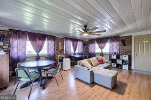 526 E Lancaster St, Red Lion, PA 17356 - Photo 12
