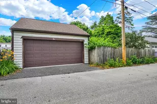 306 Elmwood Blvd, York, PA 17403 - Photo 4