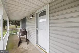 2904 Village Square Dr, Dover, PA 17315 - Photo 8