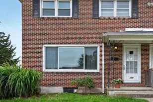 356 E Springettsbury Ave, York, PA 17403 - Photo 1