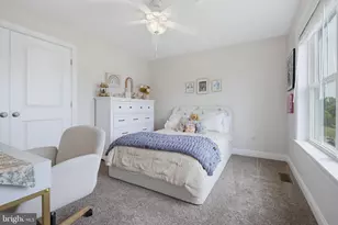719 Oxford Dr, York, PA 17406 - Photo 30