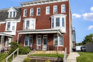 1576 W King St, York, PA 17404 - Photo 2