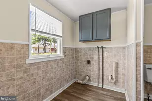 711 York St, Hanover, PA 17331 - Photo 8