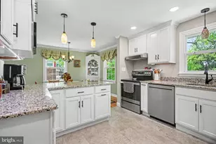2665 Milford Ln, York, PA 17402 - Photo 10