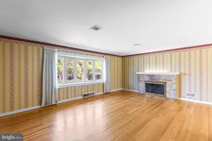 118 Shelbourne Dr, York, PA 17403 - Photo 4