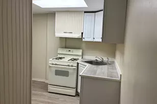 641 W Broadway, Red Lion, PA 17356 - Photo 6