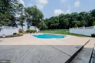 43 Pinewood Cir, Hanover, PA 17331 - Photo 10
