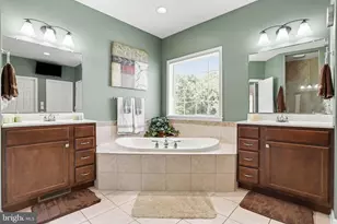 654 Old Quaker Rd, Lewisberry, PA 17339 - Photo 22