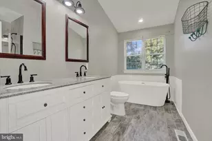 139 Hershey Cir, Stewartstown, PA 17363 - Photo 16