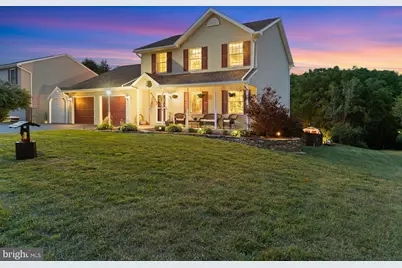 2911 Village Square Drive, Dover, PA 17315 - Photo 2