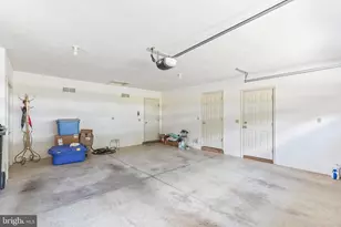 151 Overview Cir E, Red Lion, PA 17356 - Photo 34