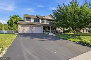 6123 Jennifer Ln, Spring Grove, PA 17362 - Photo 2