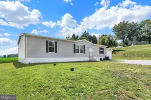2120 Stauffer Rd, Seven Valleys, PA 17360 - Photo 2