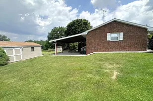 985 Fairview Dr, Hanover, PA 17331 - Photo 6