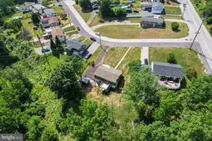 14 Waterfront Dr, Hanover, PA 17331 - Photo 10