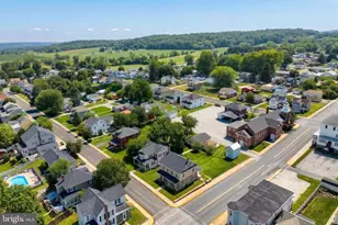 5 N Second St, Mount Wolf, PA 17347 - Photo 4